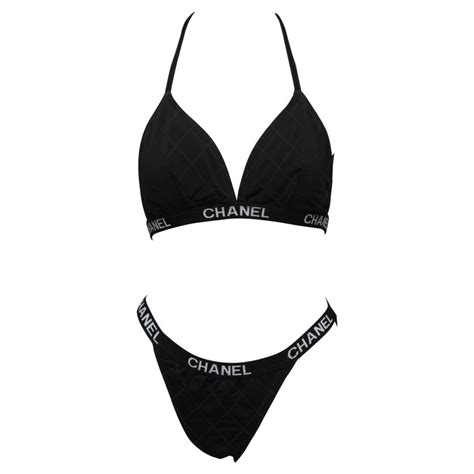 manequin bikini chanel